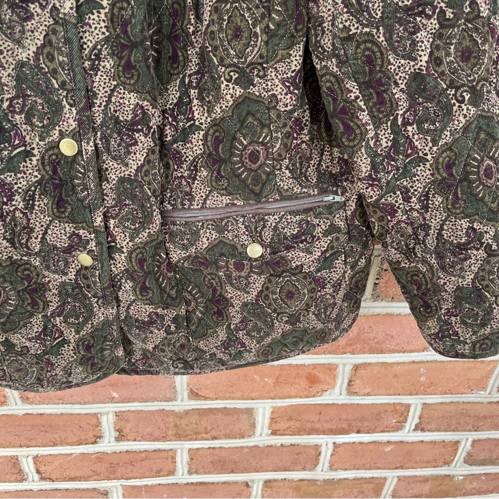 Patterned quilted jacket. 1X - Picture 5 of 11